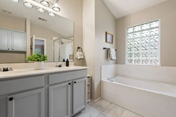 1170 Stone Forest TRL, Round Rock, TX 78681
