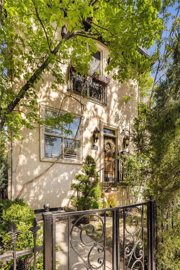 2527 Tremont PL, Denver, CO 80205