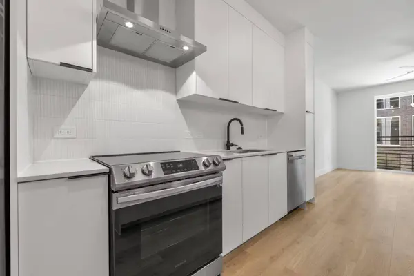 1701 Simond Ave #208, Austin, TX 78723