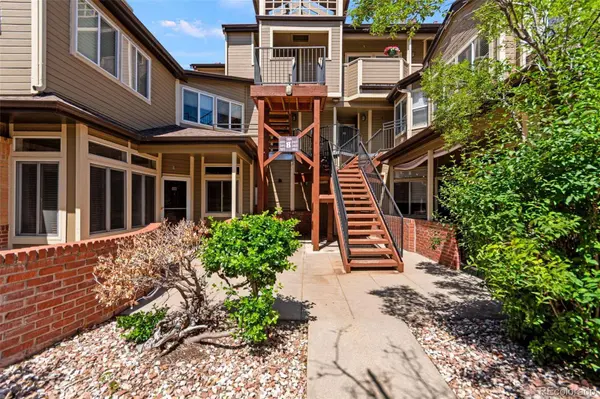 6001 S Yosemite ST #B301, Greenwood Village, CO 80111