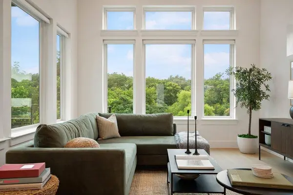 900 S 2nd ST #3, Austin, TX 78704