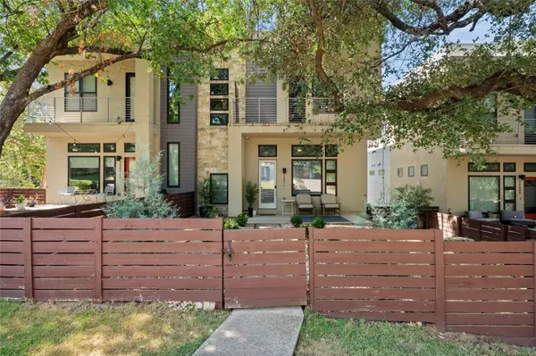 2804 S 5th ST #A, Austin, TX 78704