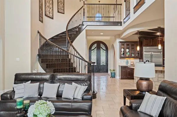303 Bella Montagna CIR, Austin, TX 78734