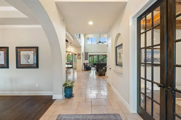 303 Bella Montagna CIR, Austin, TX 78734