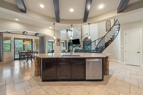 303 Bella Montagna CIR, Austin, TX 78734