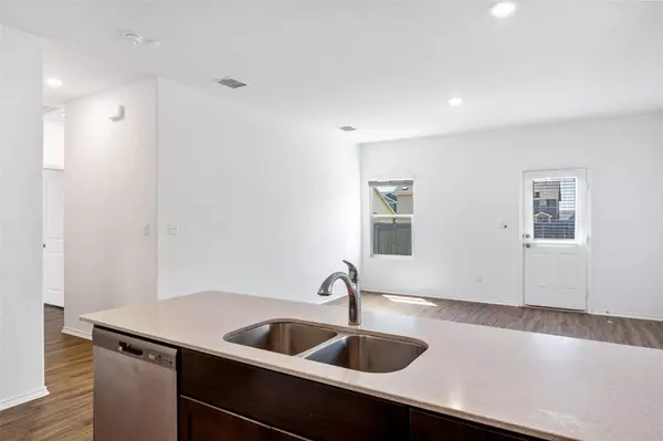 13803 Tordillo DR, Elgin, TX 78621