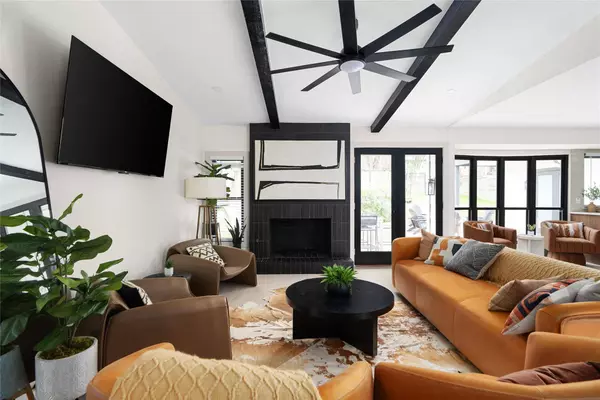 2209 Forest Bend DR, Austin, TX 78704