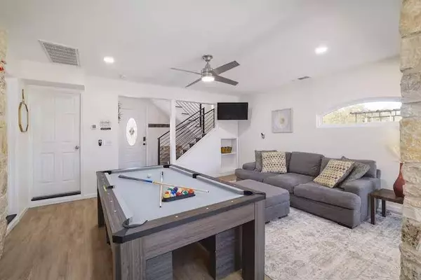 17708 Cherry LN, Lago Vista, TX 78645