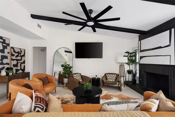 2209 Forest Bend DR, Austin, TX 78704