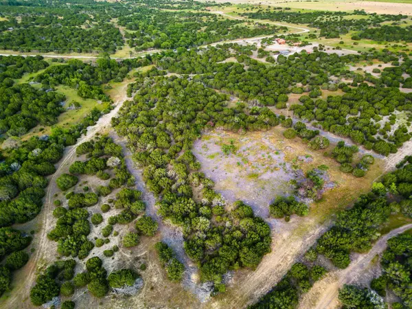 969 J D Bolt, Hamilton, TX 76531