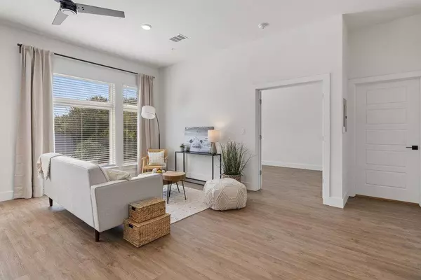 1811 Webberville RD #1209, Austin, TX 78721