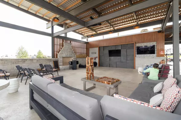 5386 Ranch Road 1376 RD #167, Fredericksburg, TX 78624