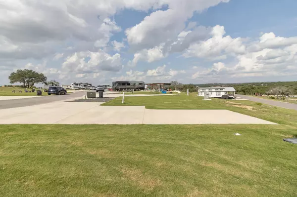 5386 Ranch Road 1376 RD #167, Fredericksburg, TX 78624