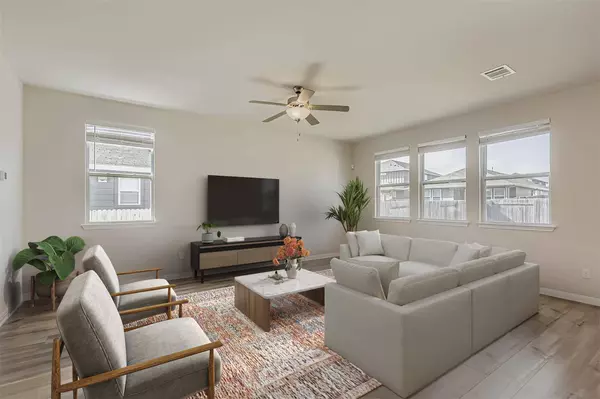 121 Morning Dawn LN, Georgetown, TX 78628