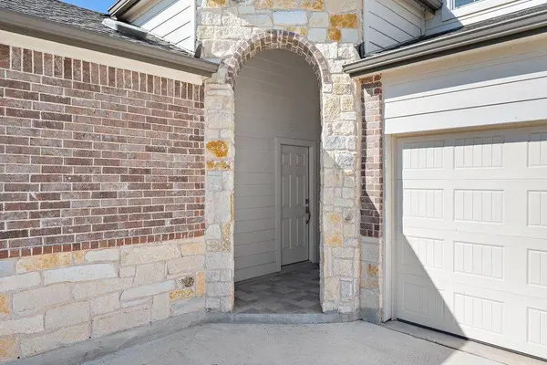 266 George Neggan LN, Bastrop, TX 78602