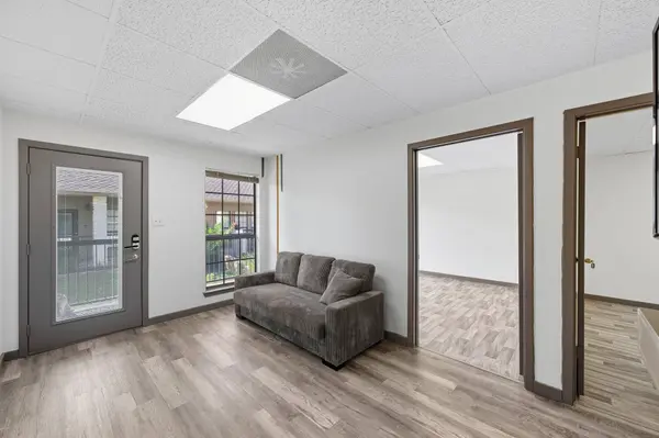 13740 Research BLVD #R Unit 2, Austin, TX 78750