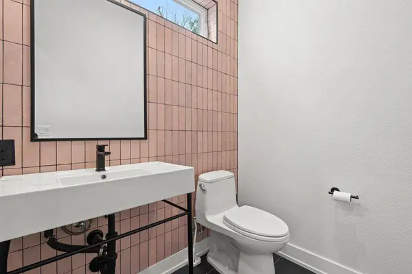 928 E 53rd 1/2 ST #1, Austin, TX 78751