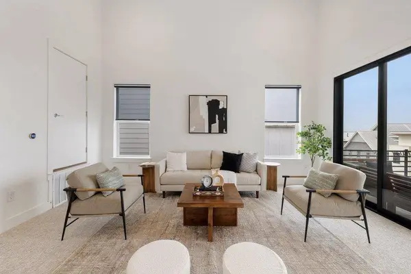 6124 Florencia LN, Austin, TX 78724