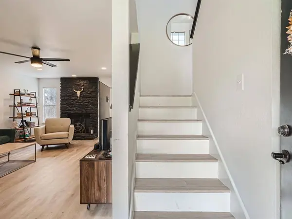 7701 Copano DR, Austin, TX 78749