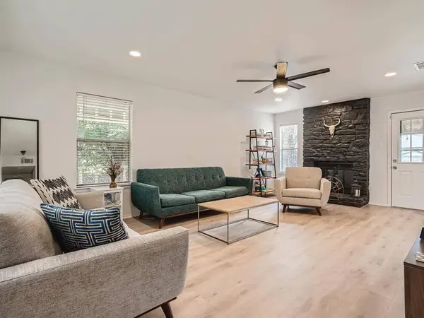 7701 Copano DR, Austin, TX 78749