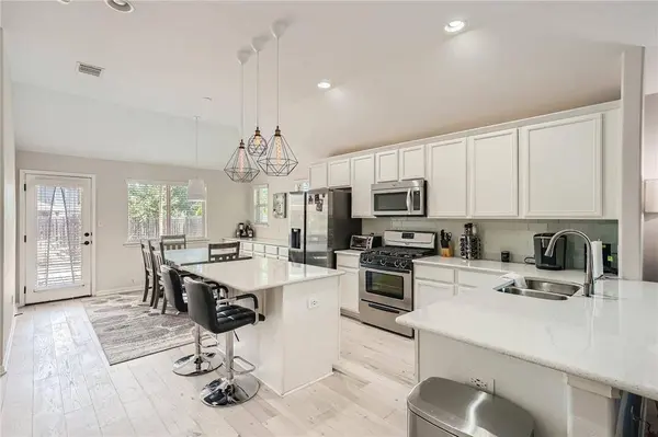 7108 Hester RD, Austin, TX 78725