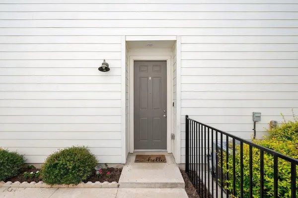 7403 Travertine Spring DR #117, Austin, TX 78744