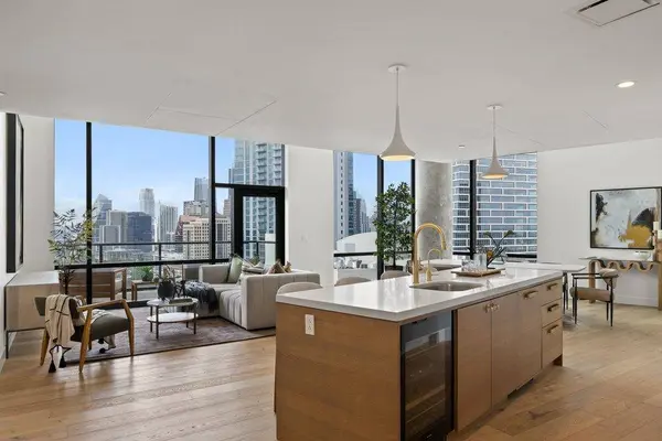 70 Rainey ST #2208, Austin, TX 78701