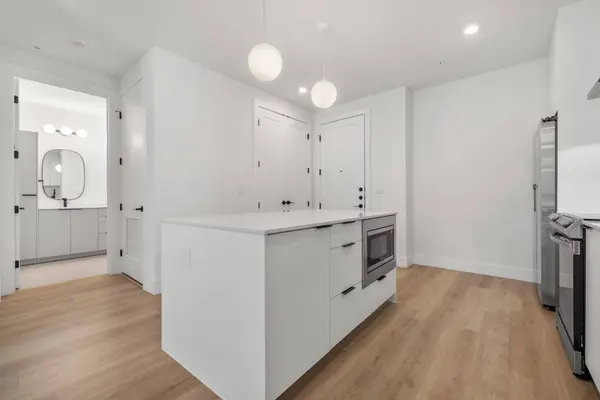 1701 Simond Ave #208, Austin, TX 78723