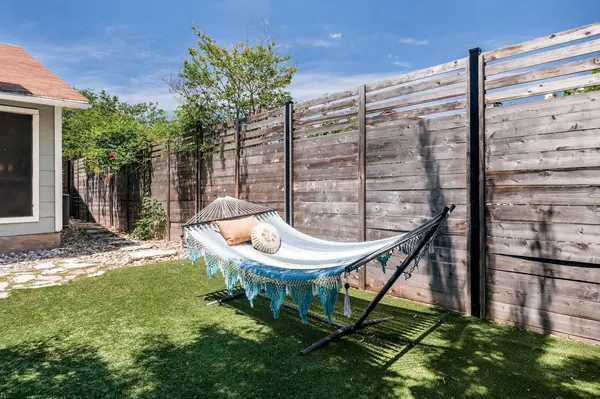 1127 Hollow Creek DR #A and B, Austin, TX 78704