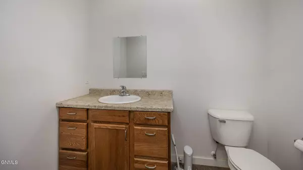 2804 Morrison AVE, Bismarck, ND 58504