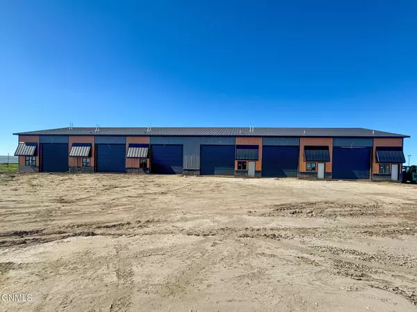 1416 Burlington DR, Bismarck, ND 58504