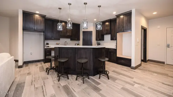 100 W Broadway AVE, Bismarck, ND 58501