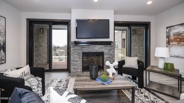 100 W Broadway AVE, Bismarck, ND 58501