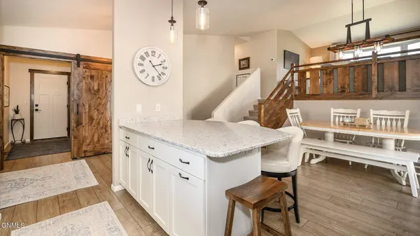 3532 Kingsford DR, Bismarck, ND 58504