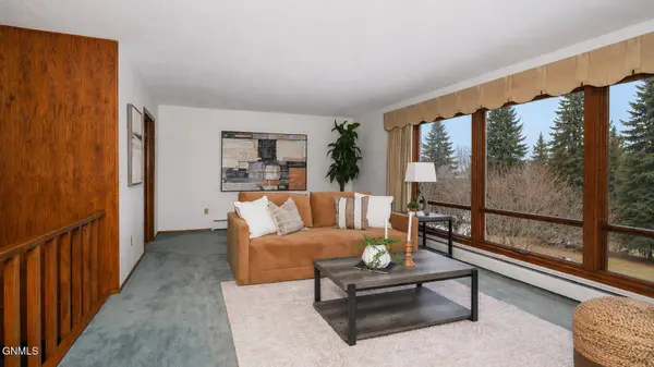 901 W Avenue B, Bismarck, ND 58501