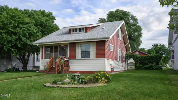 512 W Broadway AVE