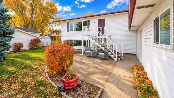 1309 17th ST SE, Mandan, ND 58554