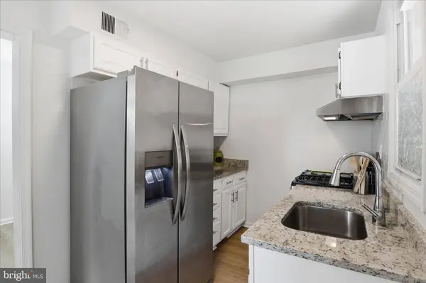 5018 EDGEWOOD RD, College Park, MD 20740