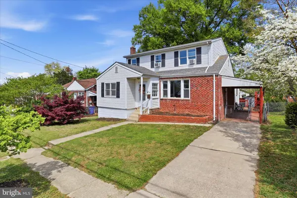 5018 EDGEWOOD RD, College Park, MD 20740