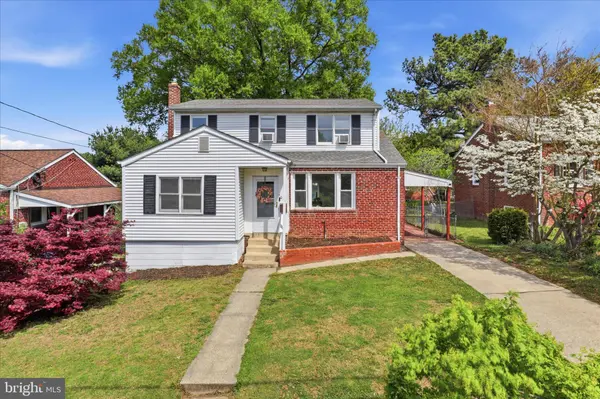 5018 EDGEWOOD RD, College Park, MD 20740