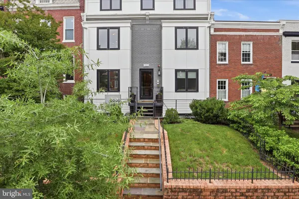 1222 NEAL ST NE #3, Washington, DC 20002