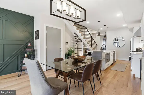1222 NEAL ST NE #3, Washington, DC 20002