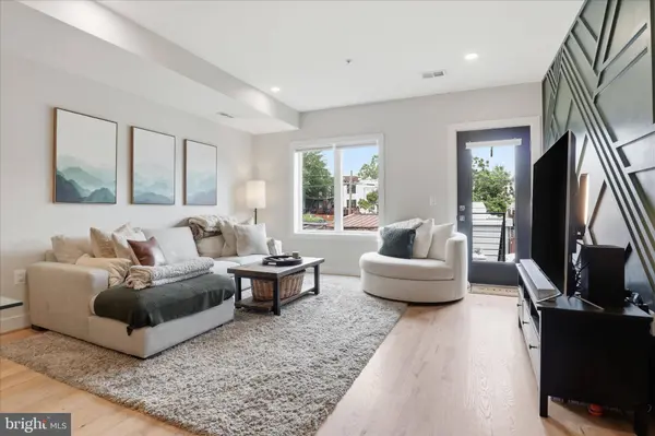 1222 NEAL ST NE #3, Washington, DC 20002