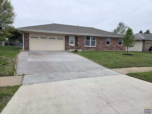 1617 SE 38th TER, Topeka, KS 66609