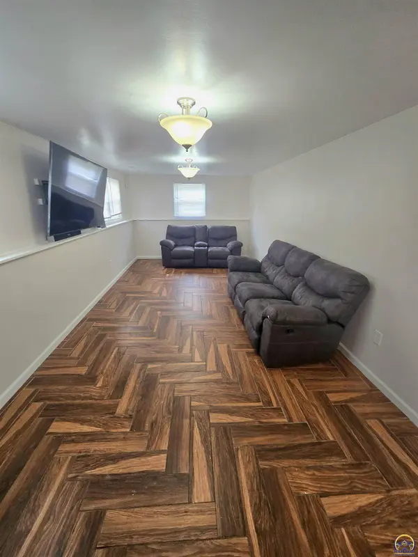 3641 SE Pennsylvania AVE, Topeka, KS 66605