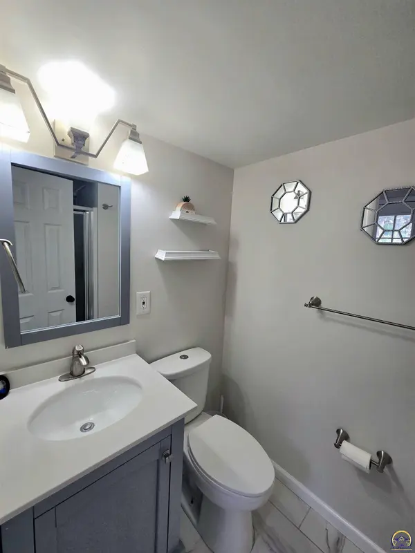 3641 SE Pennsylvania AVE, Topeka, KS 66605