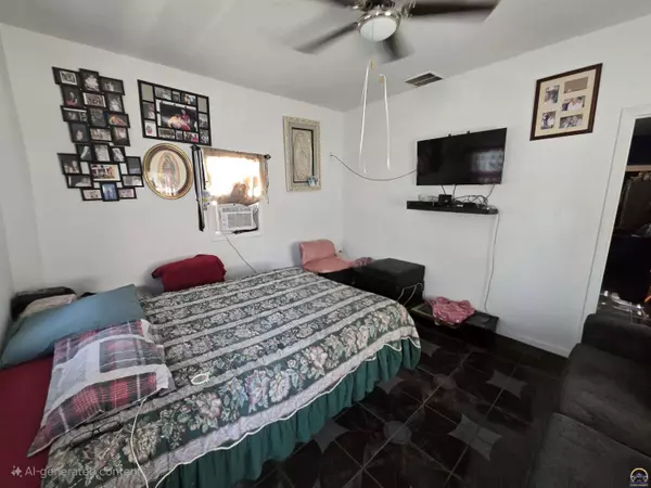 206 SE Klein ST, Topeka, KS 66607