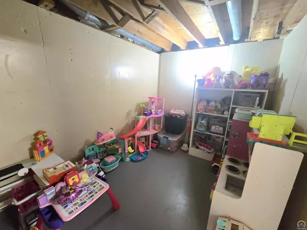 640 SE 35th ST, Topeka, KS 66605