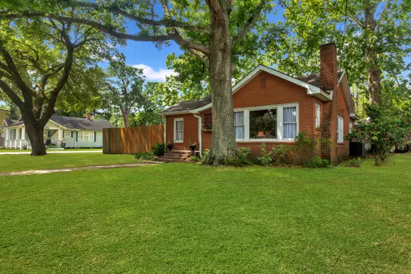 1703 W University Ave, Lafayette, LA 70506-3347