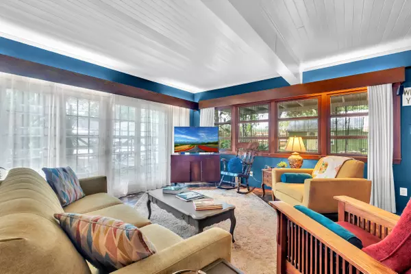 Lafayette, LA 70506-3347,1703 W University Ave